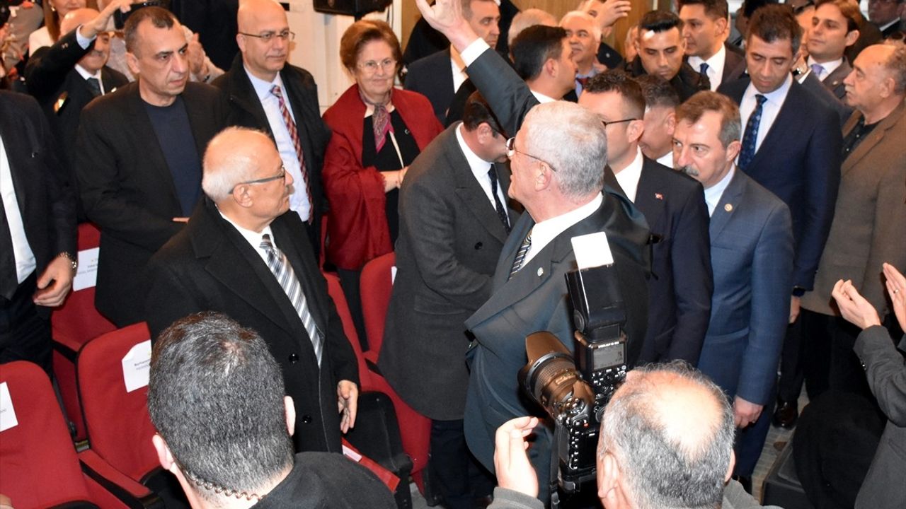 İYİ Parti Genel Başkanı Dervişoğlu Kırıkkale'de Esnaf Ziyareti Yaptı