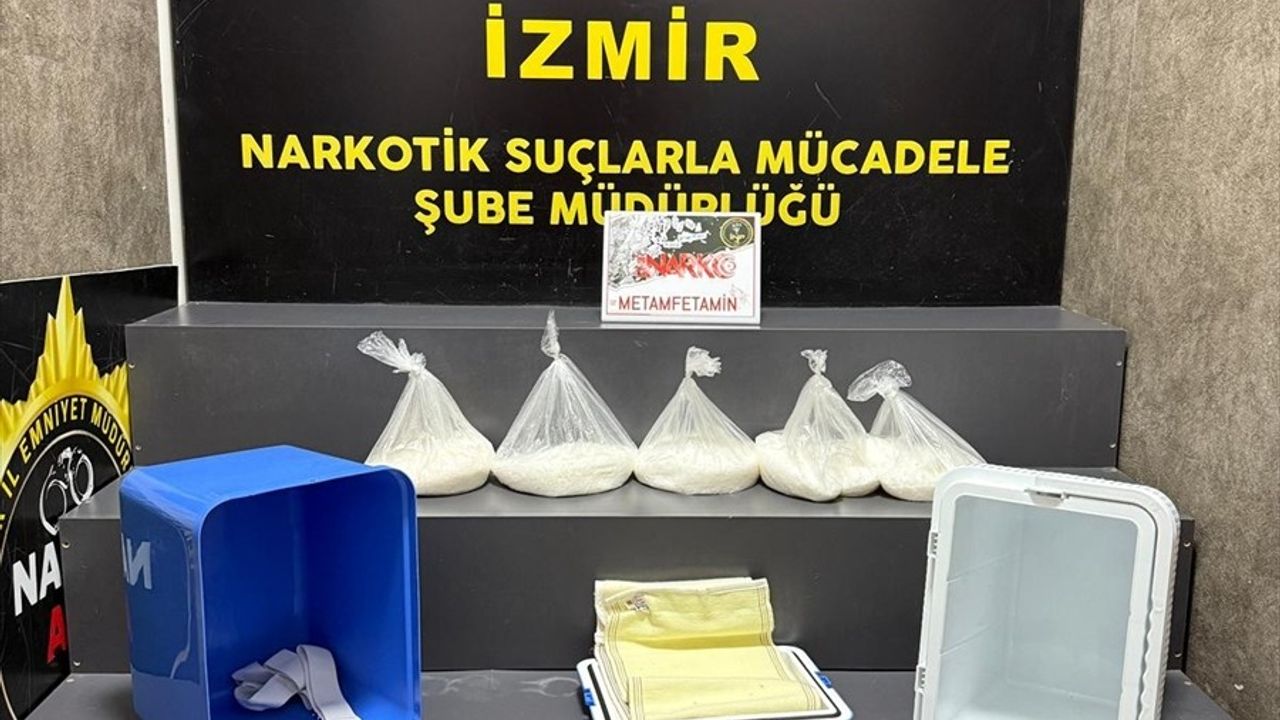 İzmir'de 5 Kilogram Uyuşturucu ile Tutuklama
