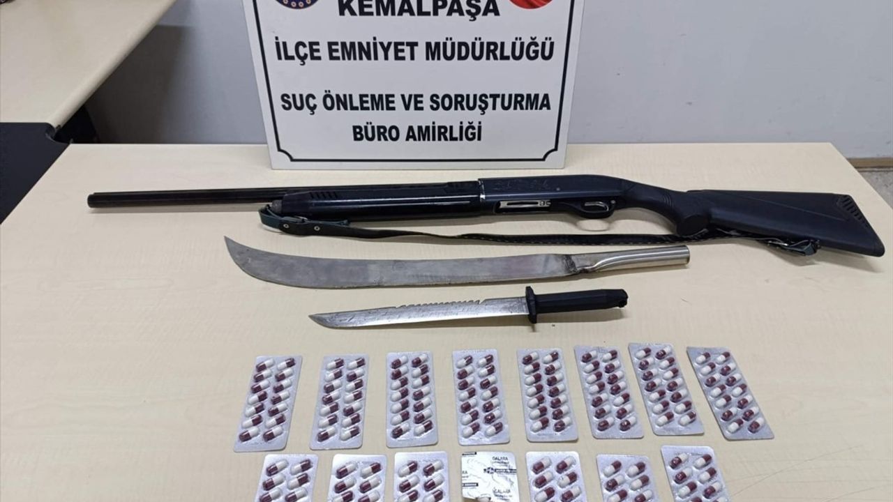İzmir'de Uyuşturucu Operasyonu: 2 Tutuklama