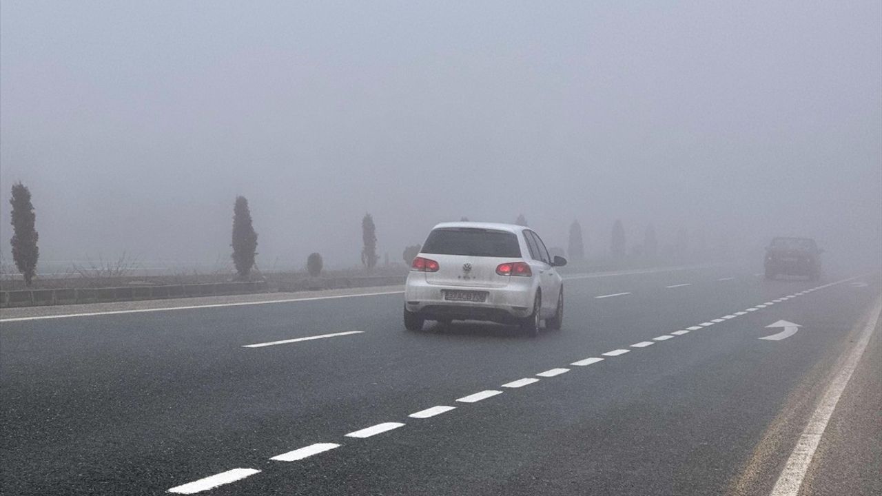 Kastamonu'da Sis Hava Şartları Ulaşımı Zorlaştırıyor