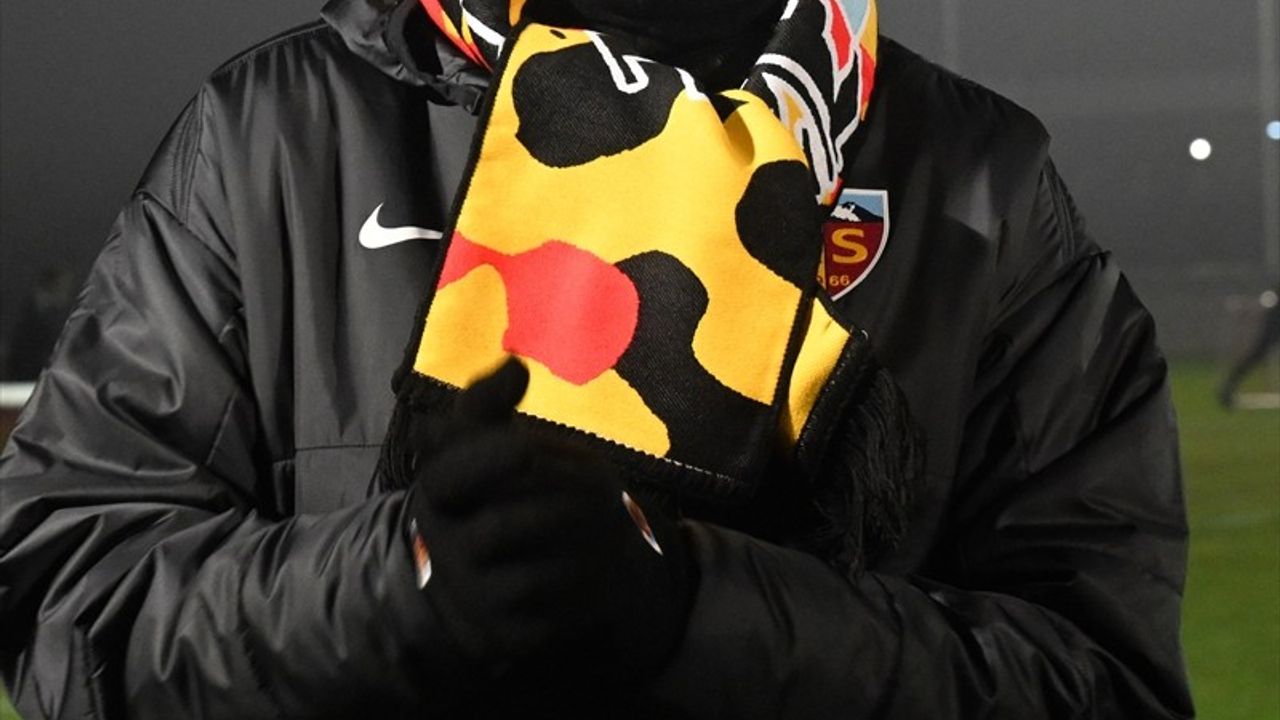 Kayserispor'un Yeni Teknik Direktörü Sergej Jakirovic İlk Antrenmanına Çıktı