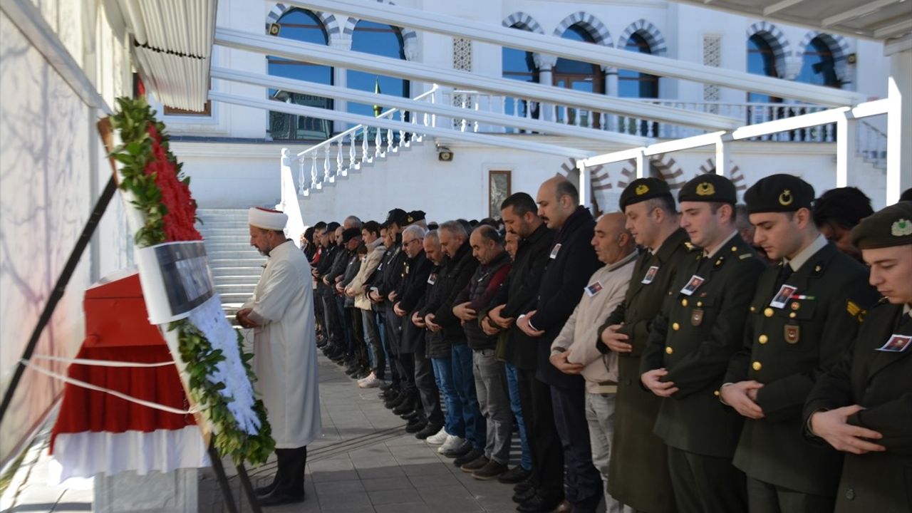 Kıbrıs Gazisi Abdullah Arı Son Yolculuğuna Uğurlandı