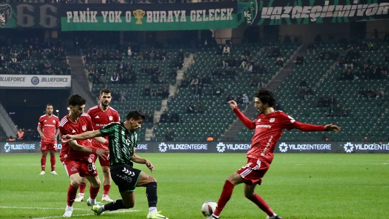 Kocaelispor, Trendyol 1. Lig'de Siltaş Yapı Pendikspor'u 3-0 Yenerek Öne Geçti