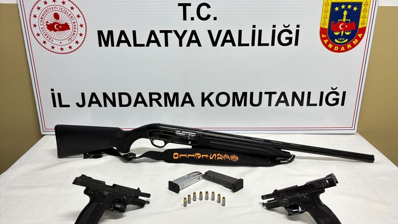 Malatya'da Kaçakçılık Operasyonu: İki Şüpheli Gözaltında