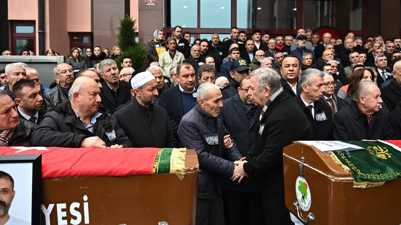 Mamak'ta Kamyon Kazası: 3 Belediyenin Hayatını Kaybettiği Tören