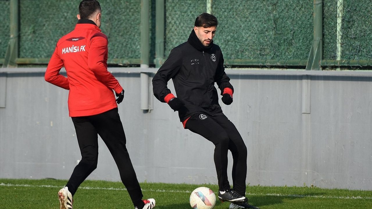 Manisa FK'nın Teksüt Bandırmaspor Hazırlıkları Devam Ediyor