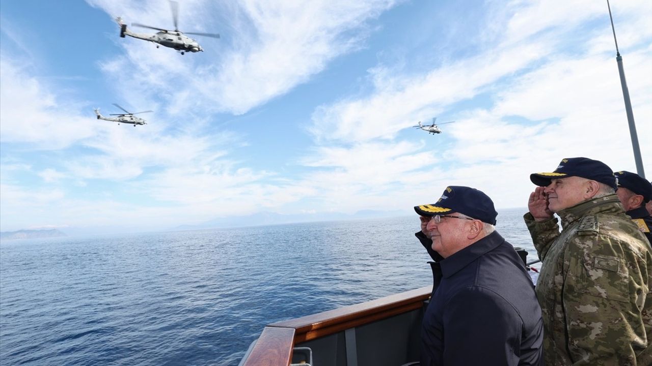 Mavi Vatan-2025 Tatbikatı'nın Seçkin Gözlemci Günü Tamamlandı