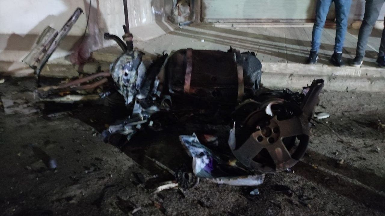 Münbiç'te Bombalı Araçla Saldırı: 4 Yaralı