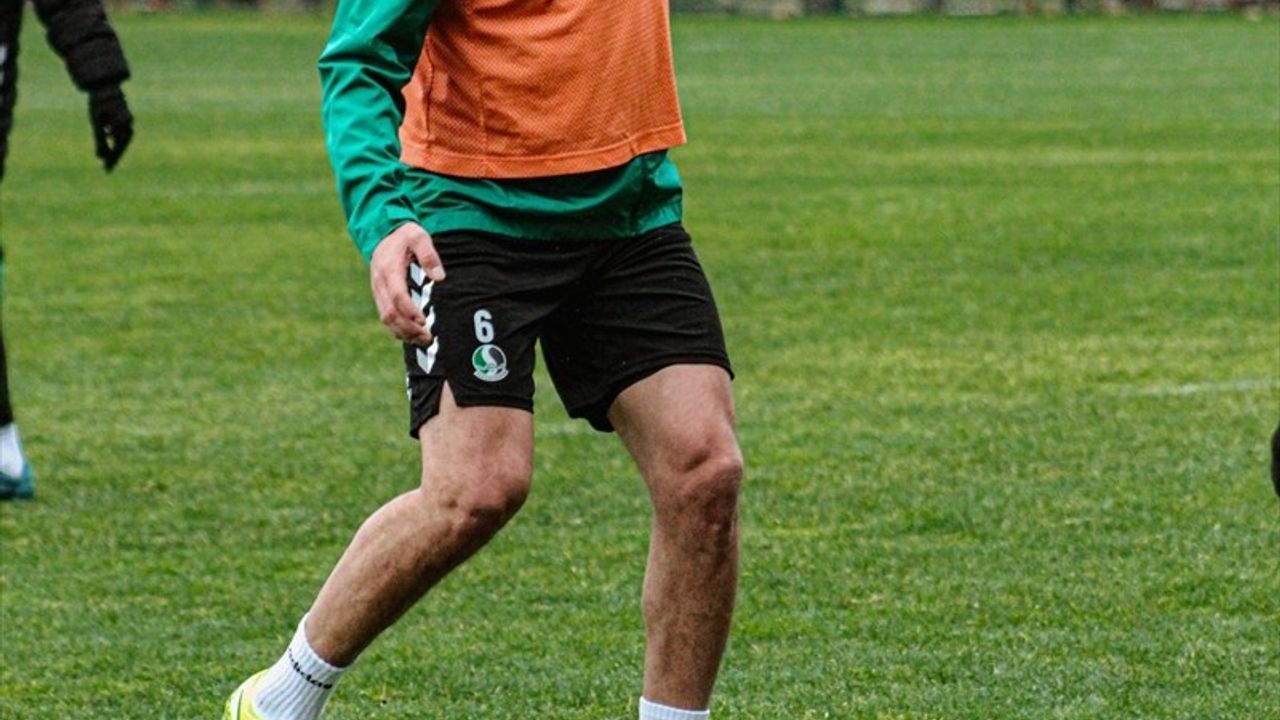 Sakaryaspor Hazırlıklarına Devam Ediyor