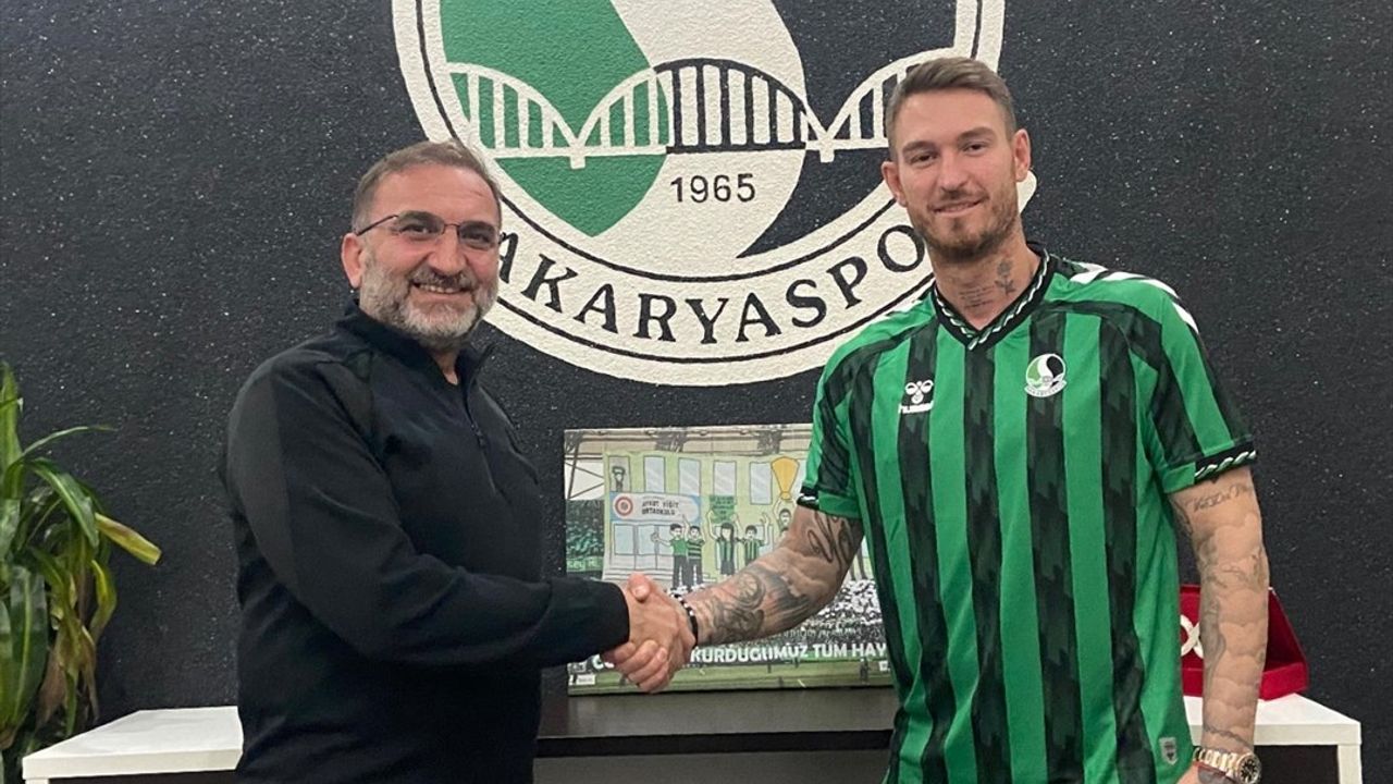 Sakaryaspor, Ömer Şişmanoğlu'nu Kadrosuna Kattı