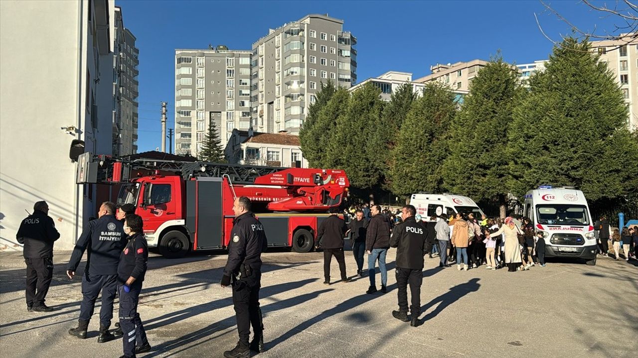 Samsun'da Okul Binasında Yangın
