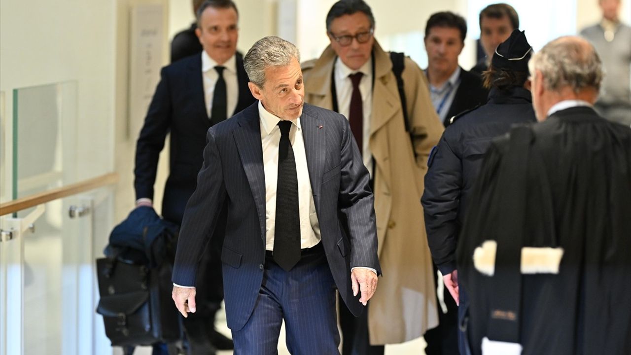 Sarkozy'nin Libya Davası Bugün Başlıyor