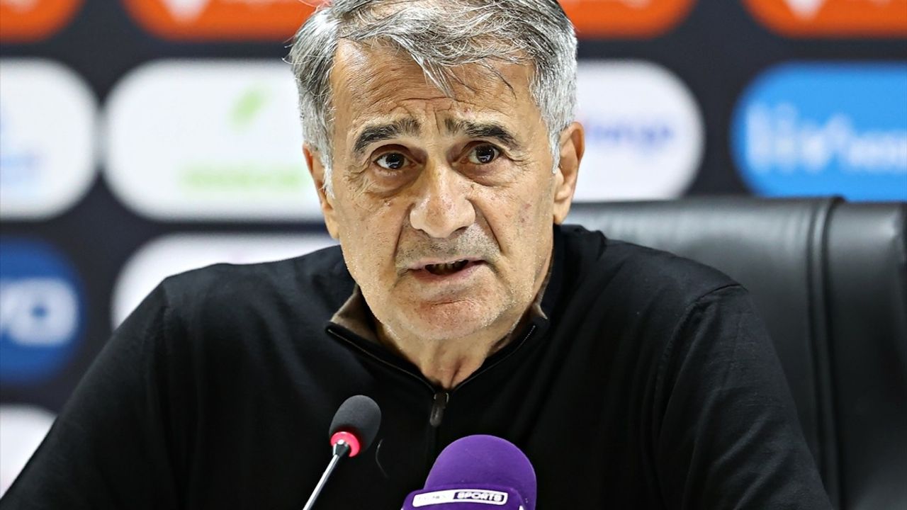 Şenol Güneş, Samsunspor Maçında Skor Üstünlüğüne Ulaşamadıkları İçin Üzgün