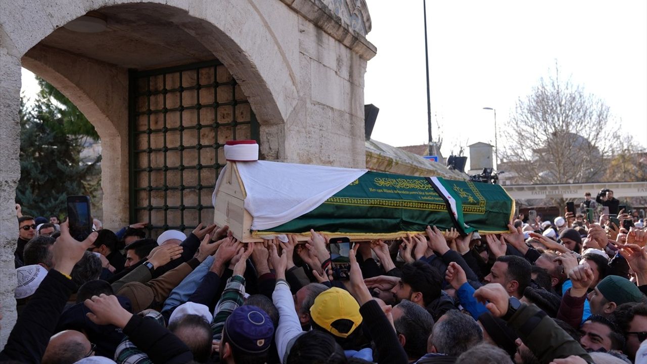 Suriyeli Alim El Rifai İçin Fatih Camisi'nde Cenaze Töreni Düzenlendi