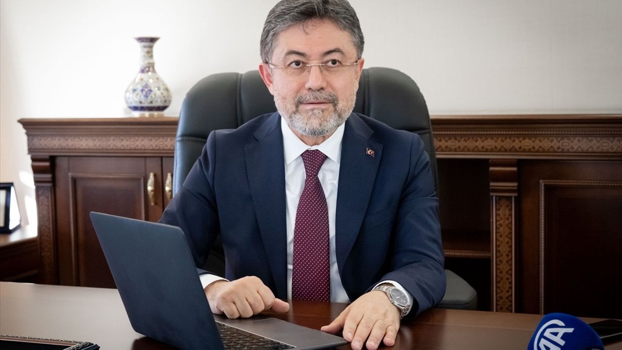 Tarım ve Orman Bakanı Yumaklı, Anadolu Ajansı'nın Yılın Kareleri Oylamasına Katıldı