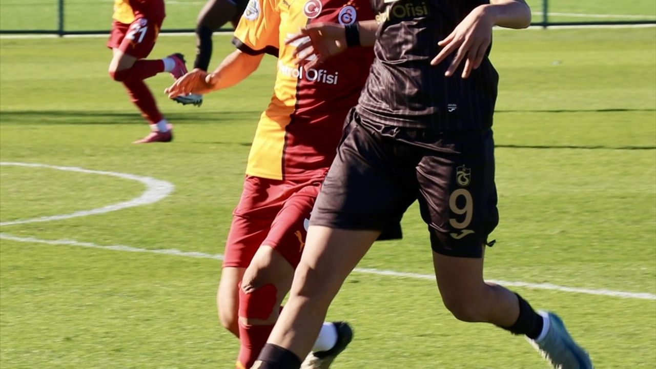 Trabzonspor ve Galatasaray Kadın Futbol Süper Ligi'nde Berabere Kaldı