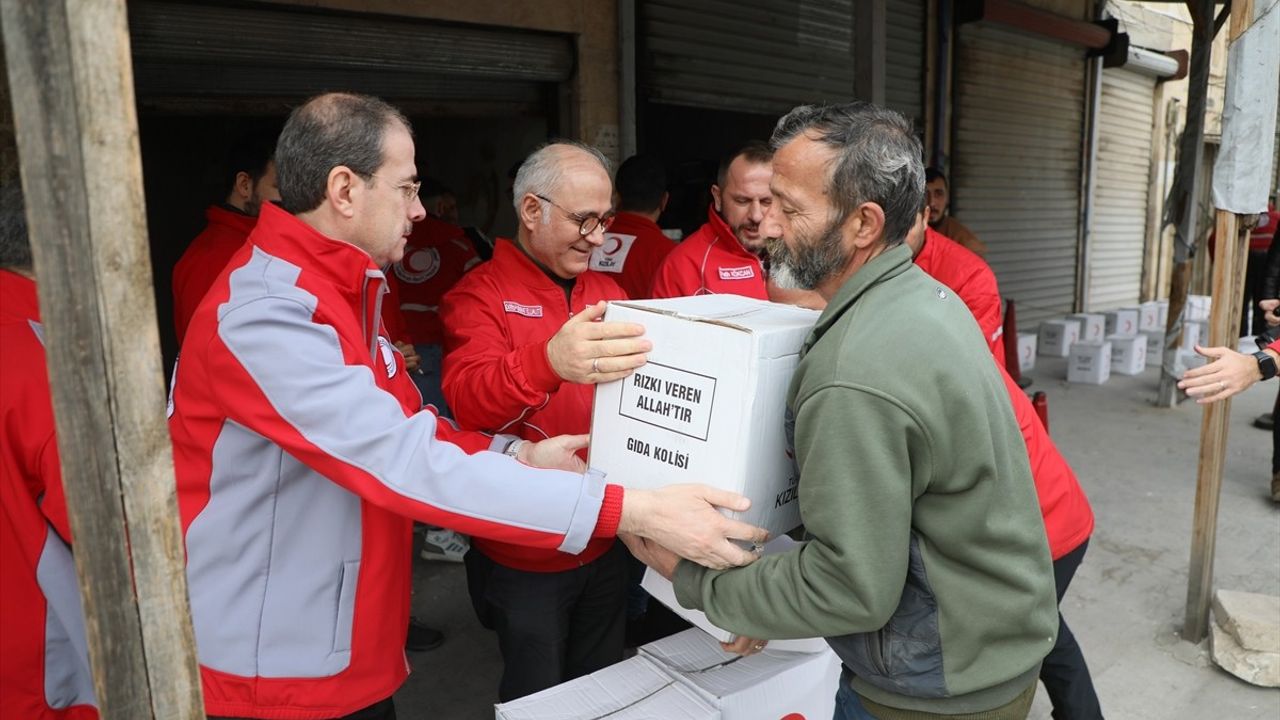 Türk Kızılay, Halep’te Sevgi Mağazası Açtı