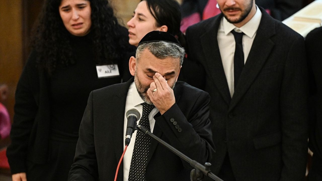 Türkiye Musevi Hahambaşı İsak Haleva'nın Cenaze Töreni
