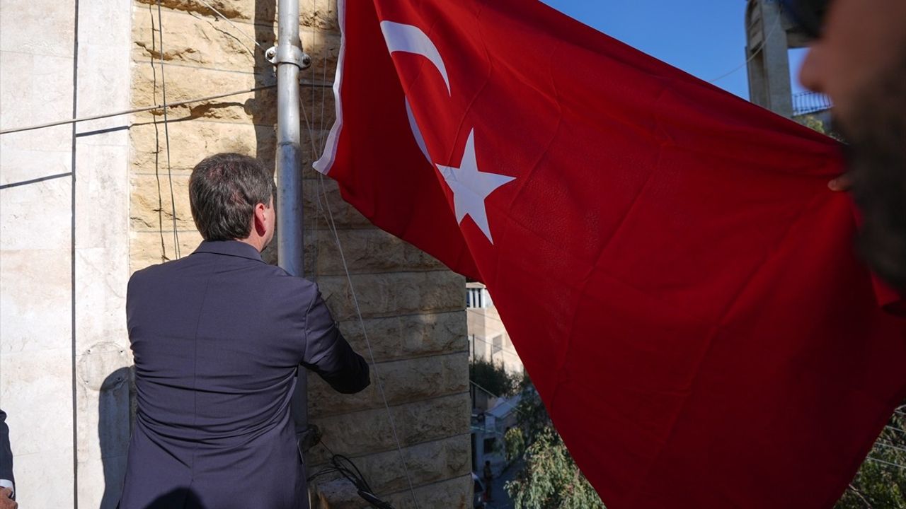 Türkiye’nin Halep Başkonsolosluğu Tekrar Faaliyette
