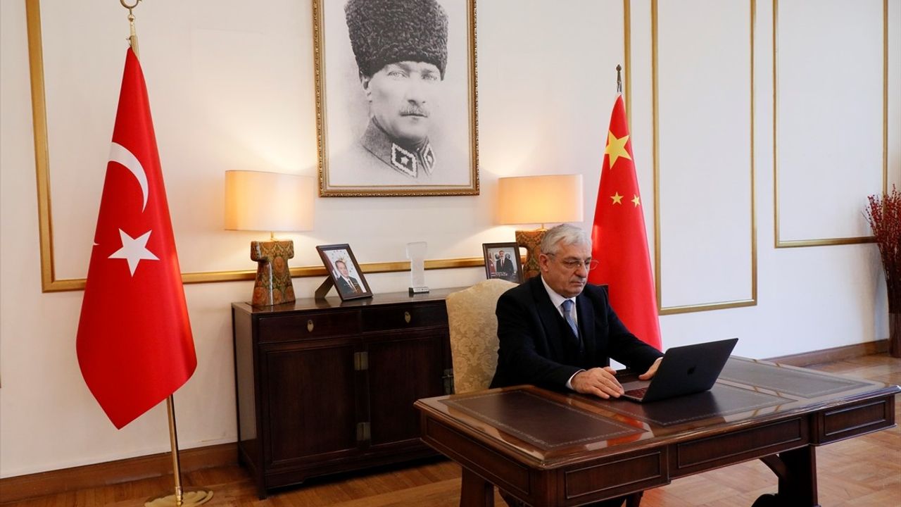 Türkiye'nin Pekin Büyükelçisi İsmail Hakkı Musa, AA'nın Yılın Kareleri Oylamasında