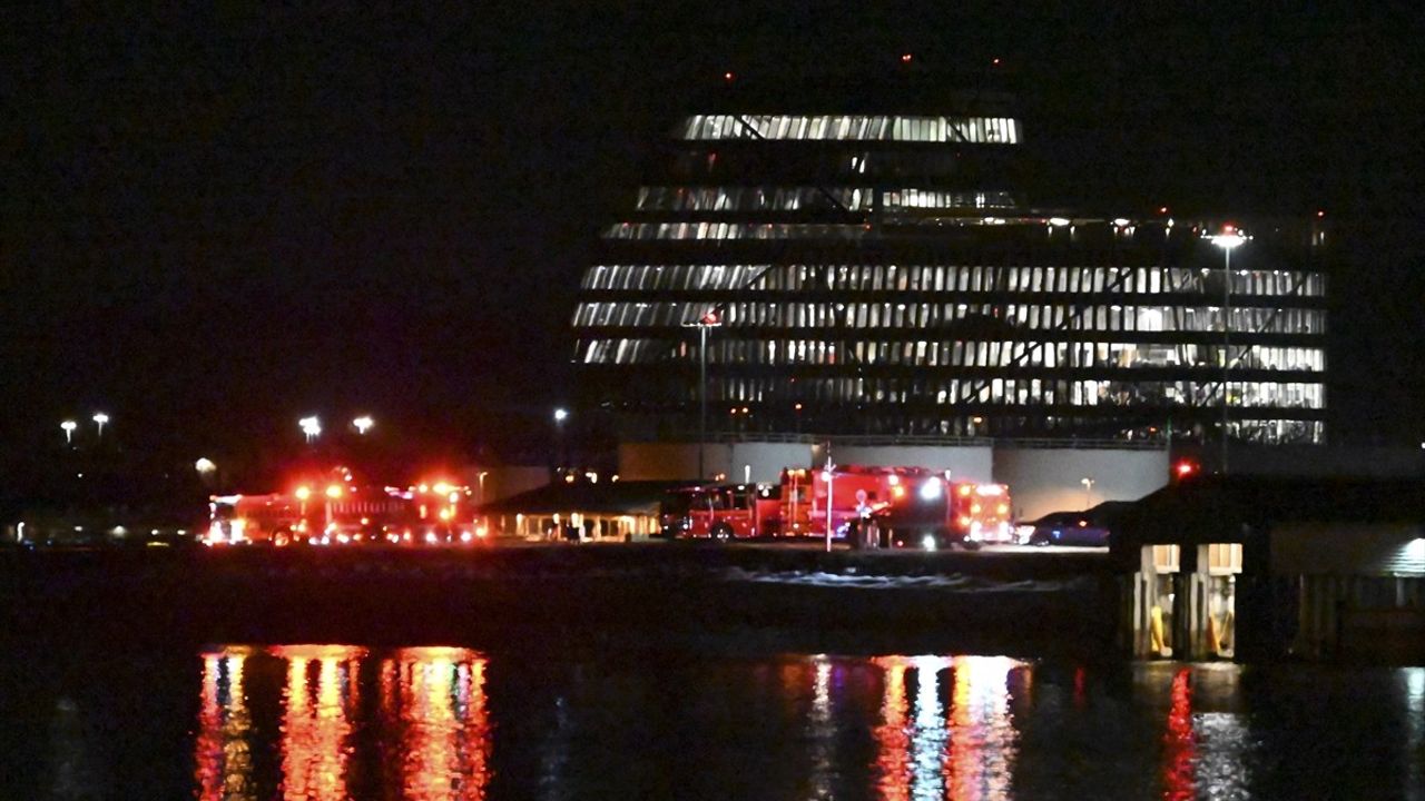 Washington'da Uçak ve Helikopter Çarpıştı: 18 Cansız Bedene Ulaşıldı