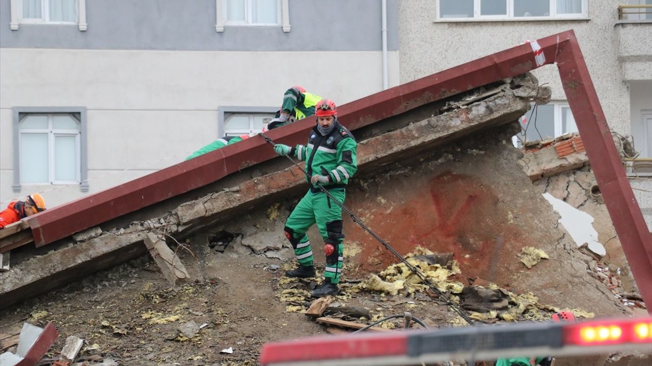 Yalova'da Büyük Ölçekli Deprem Tatbikatı Gerçekleştirildi