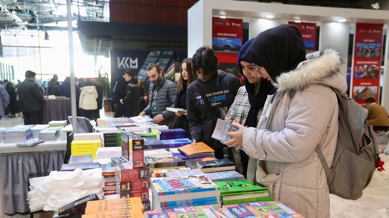 4. Türkiye Bilim ve Teknoloji Merkezleri Zirvesi Kocaeli'de Gerçekleşti