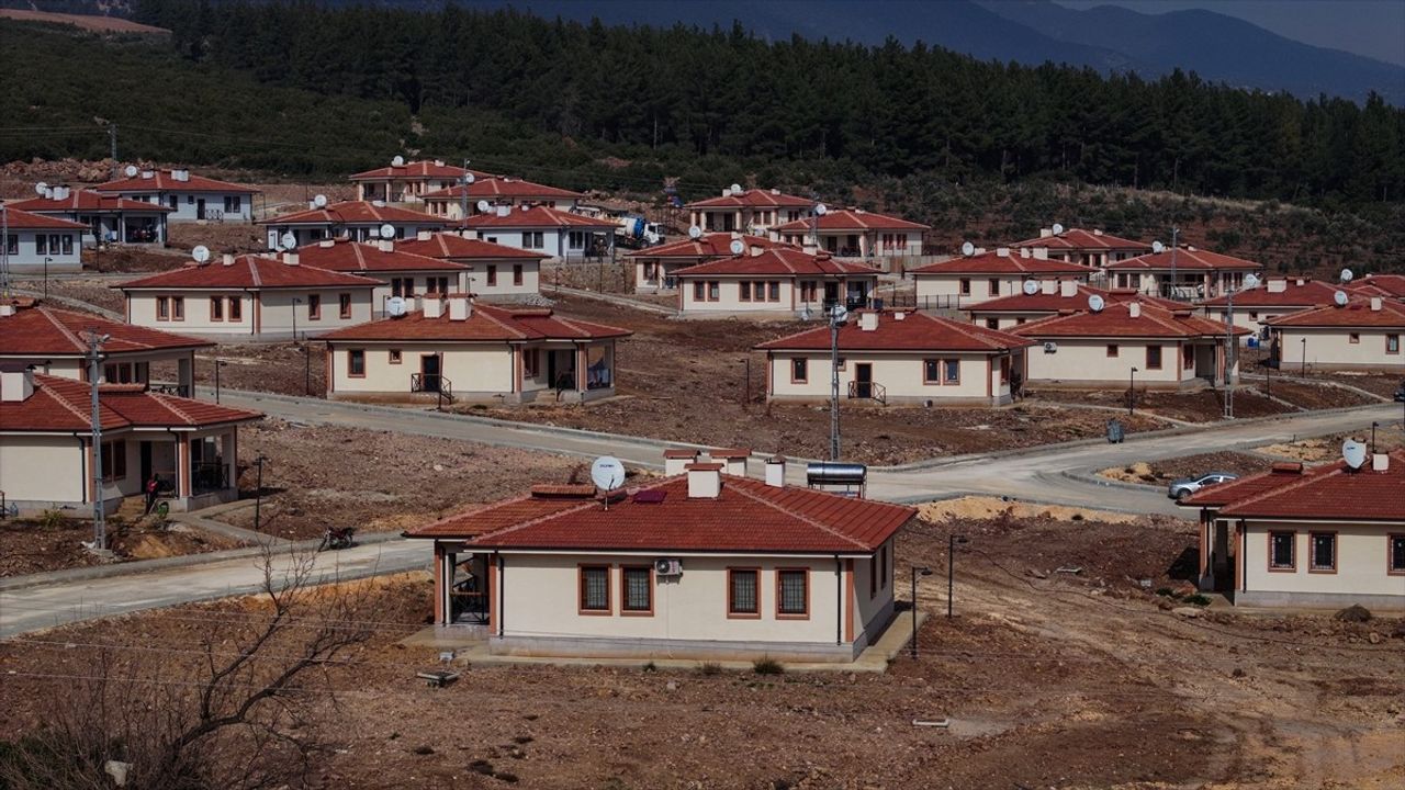 6 Şubat Depremlerinin İkinci Yılında Köy Konutları Teslim Edildi