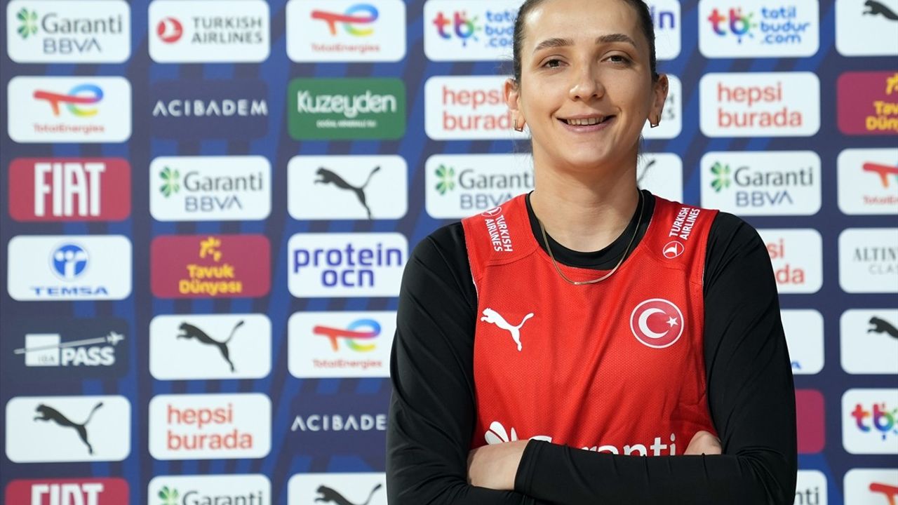 A Milli Kadın Basketbol Takımı'ndan Hedef Namağlup İki Galibiyet