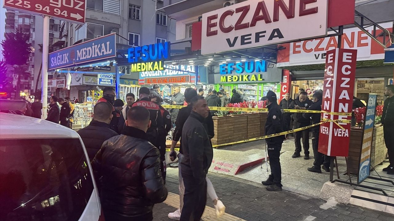 Adana'da Silahlı Saldırı: 3 Kişi Hayatını Kaybetti