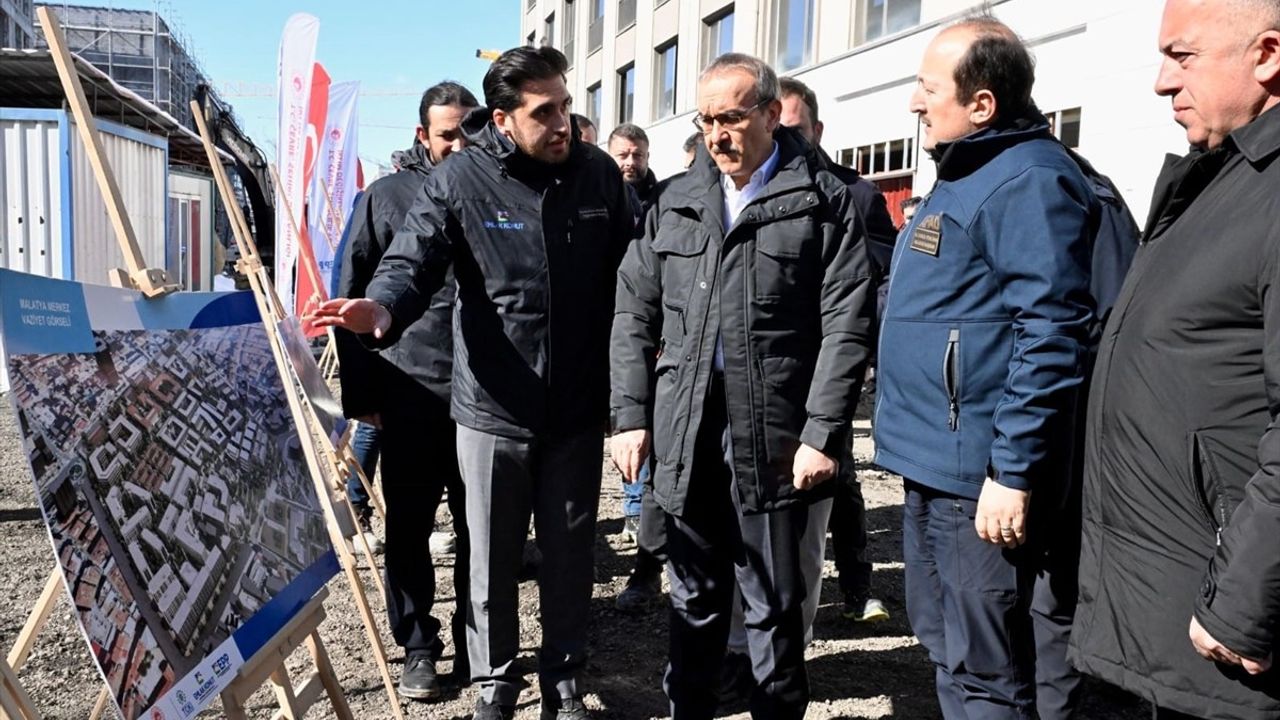 AFAD Başkanı Ali Hamza Pehlivan Malatya'da İncelemelerde Bulundu