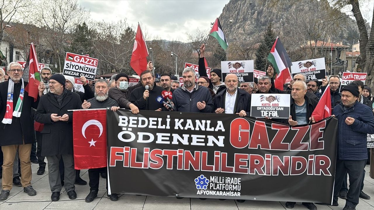 Afyonkarahisar'da Filistin İçin Protesto Düzenlendi