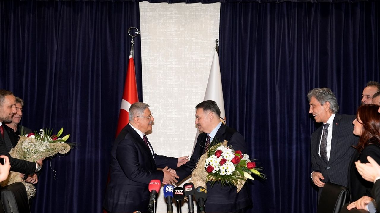 AK Parti Genel Merkezinde Devir Teslim Töreni Gerçekleşti
