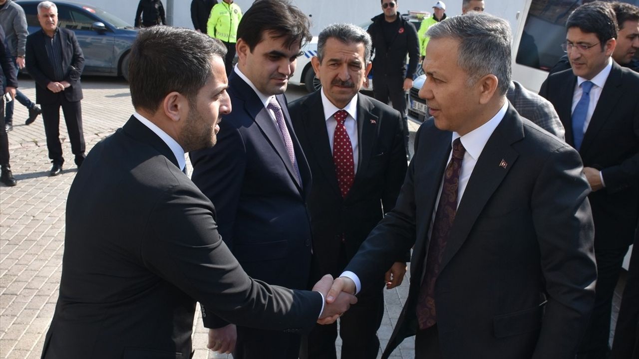 Ali Yerlikaya'nın Şırnak Temasları: Terörle Mücadele ve Güvenlik Stratejileri