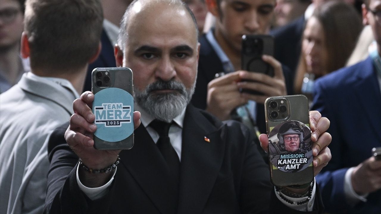 Almanya Genel Seçimlerinde CDU/CSU Birinci Oldu