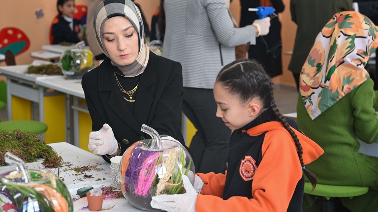 Ankara'da Sevgi Teraryumu Atölyesi İle Aile İlişkileri Güçlendirildi