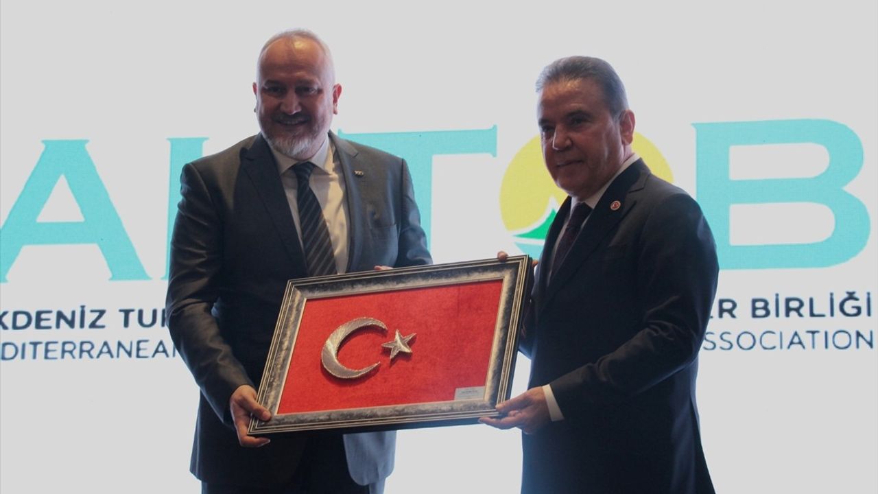 Antalya'da Turizm ve Afet Yönetimi Toplantısı