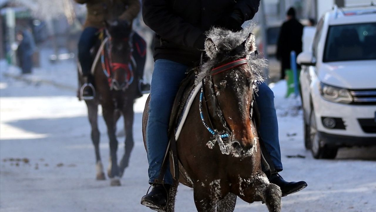 Ardahan'ın Düşman İşgalinden Kurtuluşu 104. Yıldönümünde Coşkuyla Kutlandı