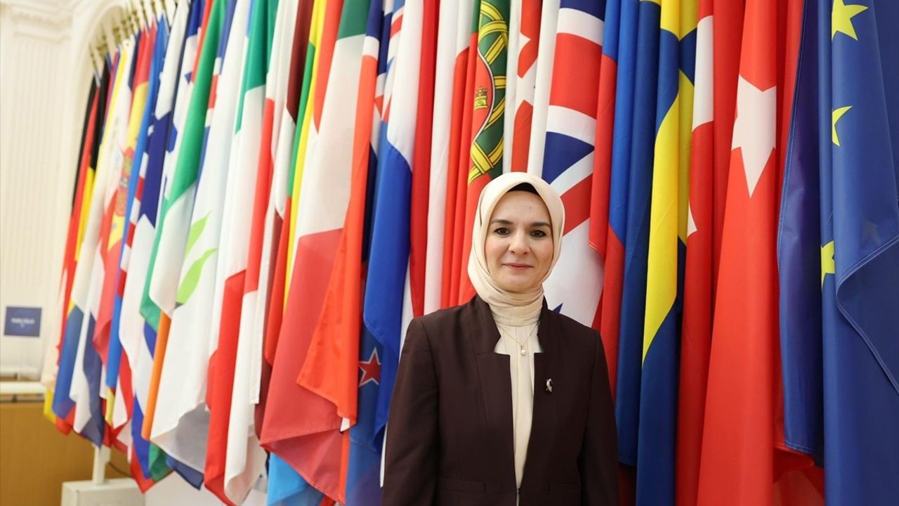 Bakan Göktaş OECD Toplantısında Aile Vurgusu Yaptı