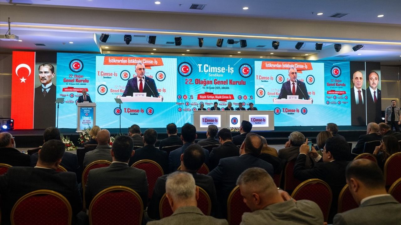 Bakan Işıkhan: Türkiye Demokrasisi İçin Yeni Bir Dönem Başladı