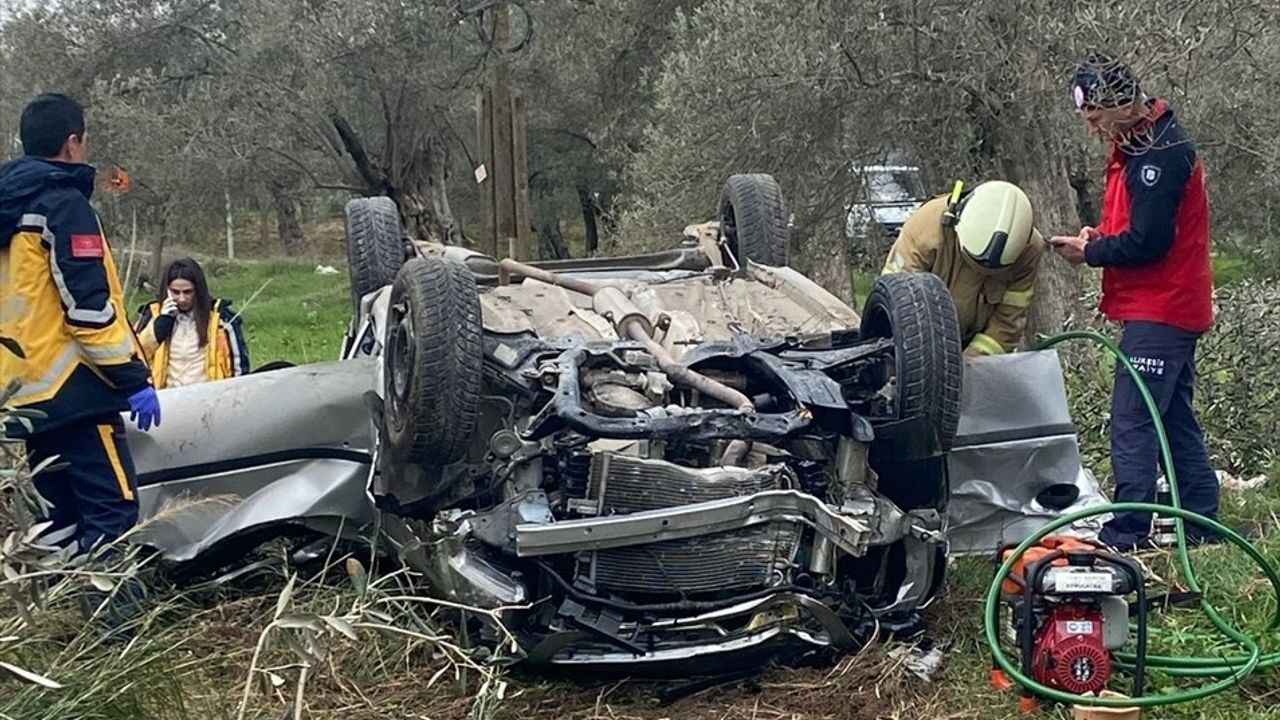 Balıkesir'de Trafik Kazası: 2 Hayatını Kaybetti