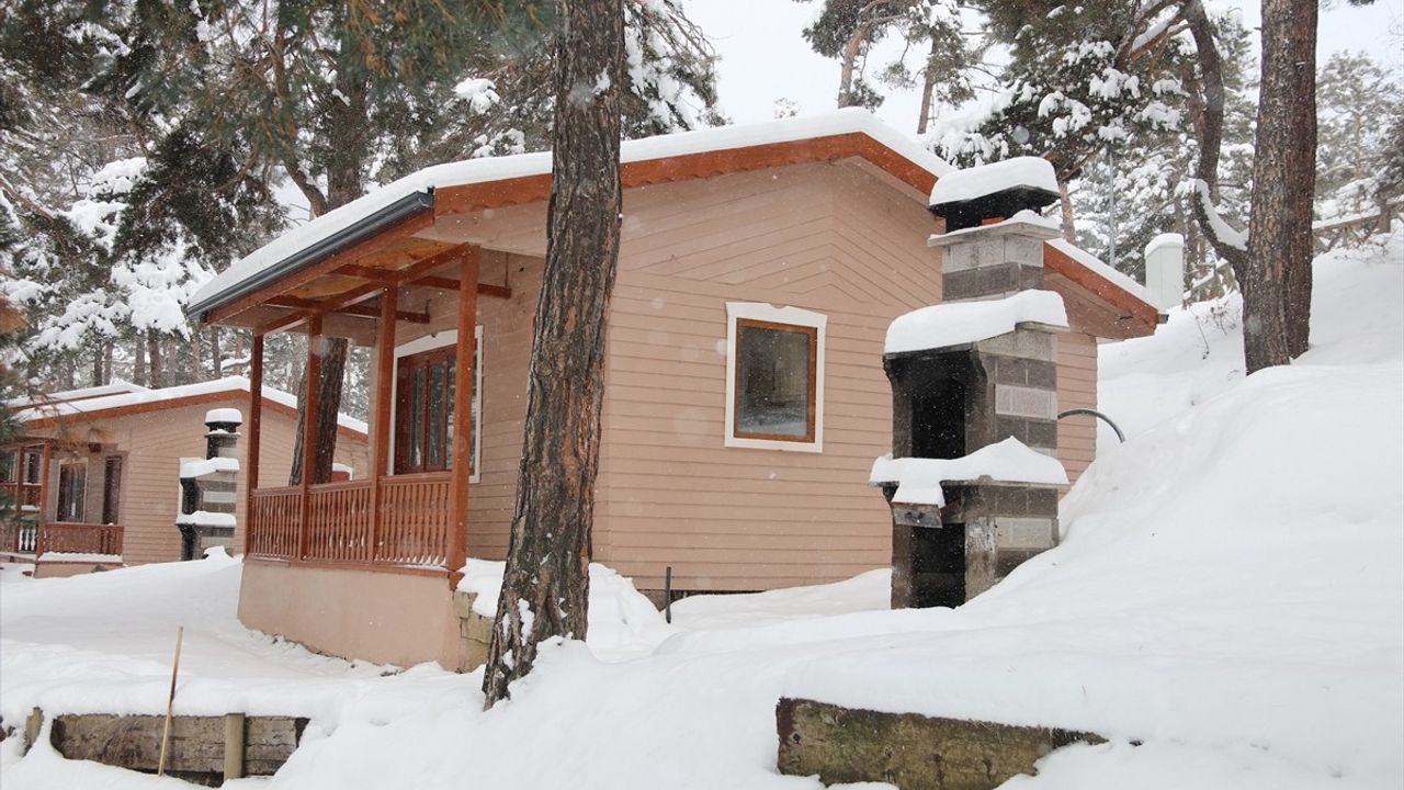 Boraboy Gölü Karla Kaplandı