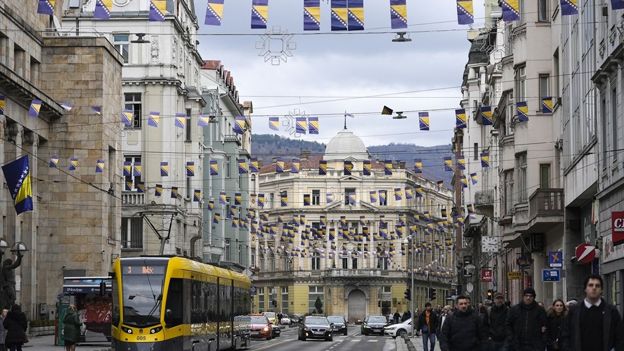 Bosna Hersek, Bağımsızlığının 33. Yılını Kutluyor