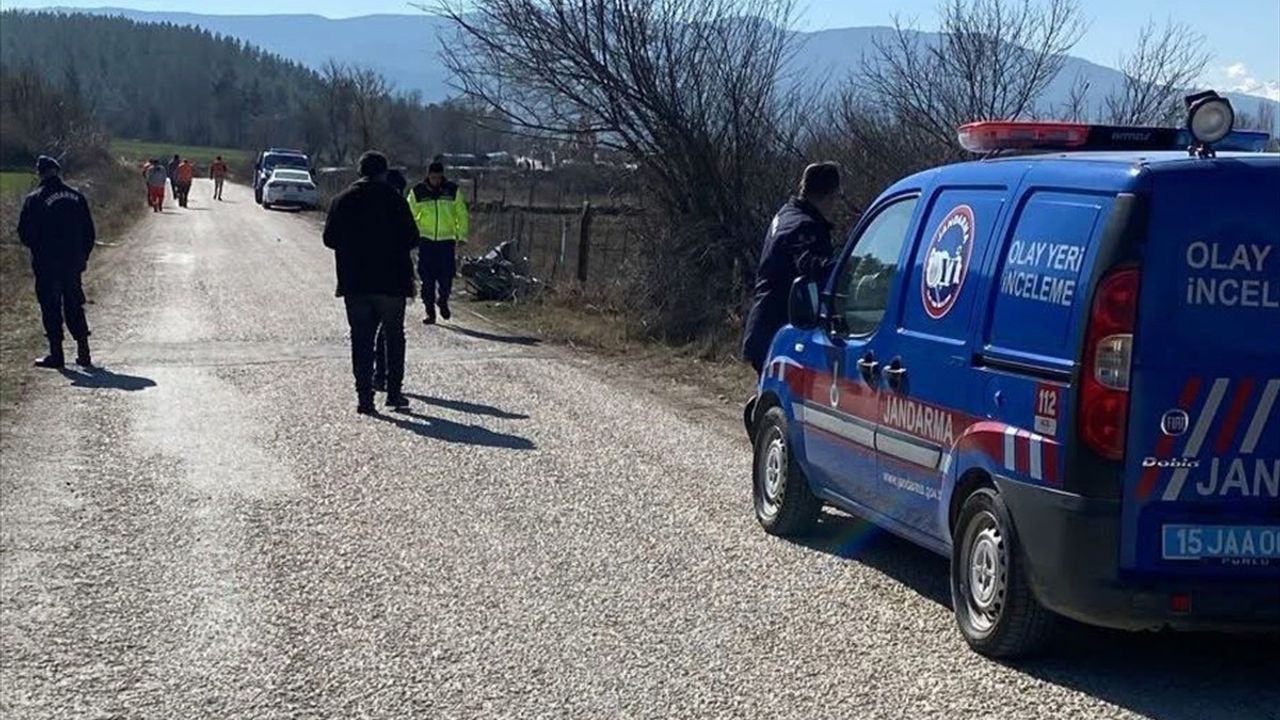 Burdur'da Motosiklet Kazası Skandalı: Traktörden Düşüş Ölümü Gizlemek