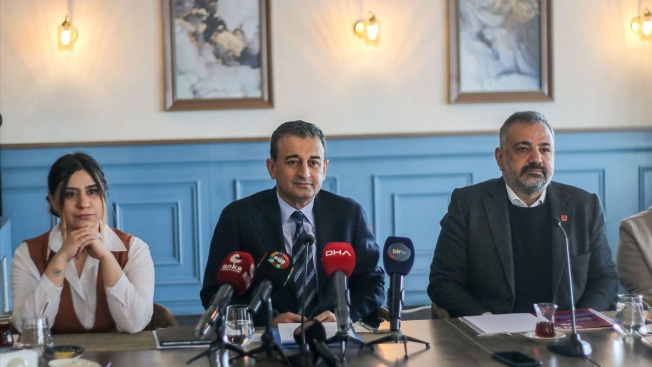 CHP'den Aday Tartışmalarına Son Çağrısı