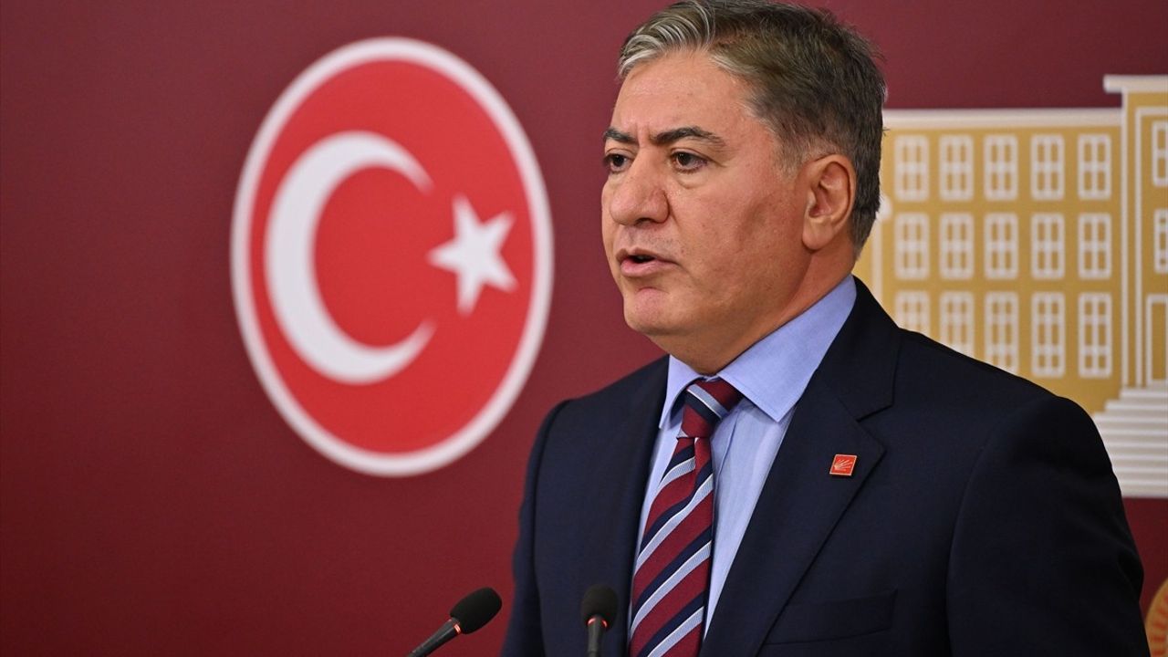 CHP'li Murat Emir'den Merkez Bankası ve Deprem Konutları Eleştirisi