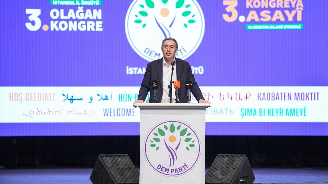 DEM Parti'den İstanbul Kongresi'nde Barış Vurgusu