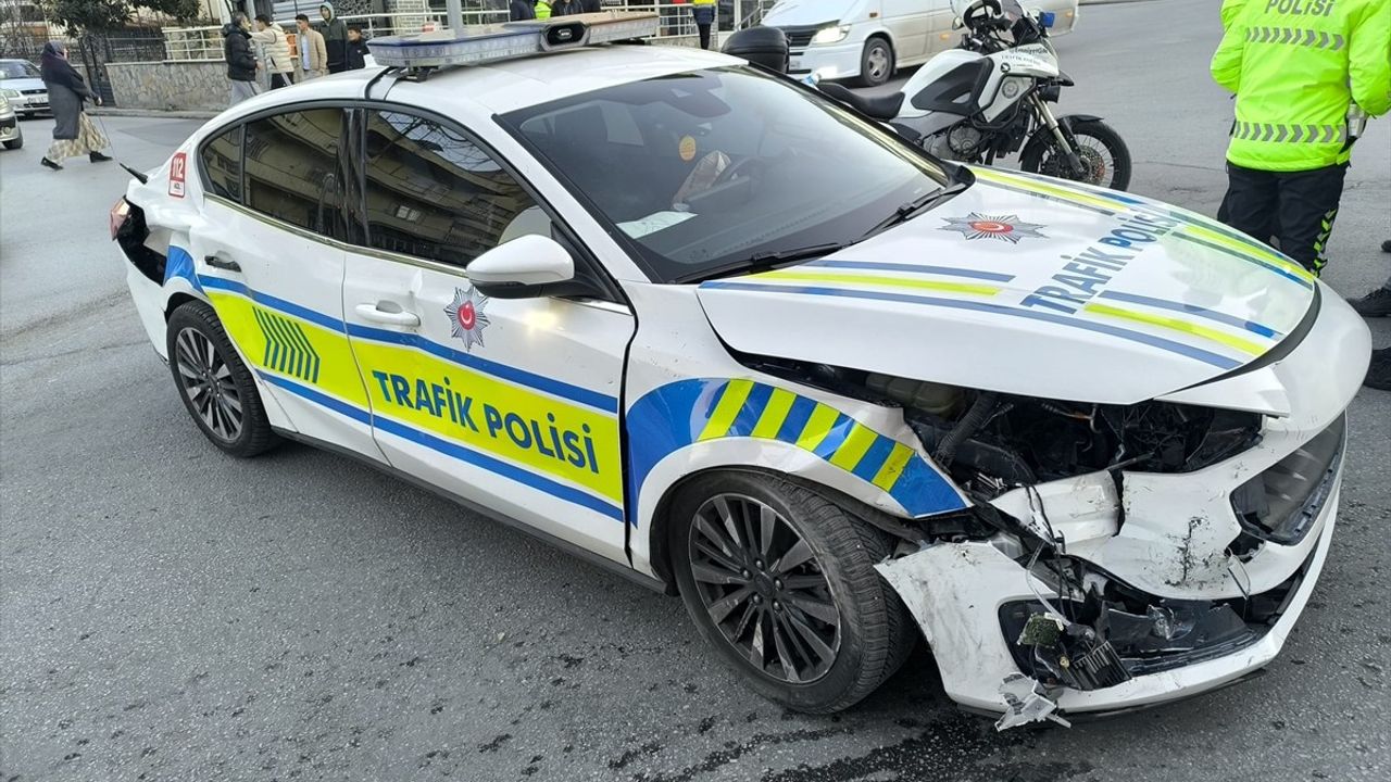 Denizli'de Trafik Kazası: 4 Yaralı