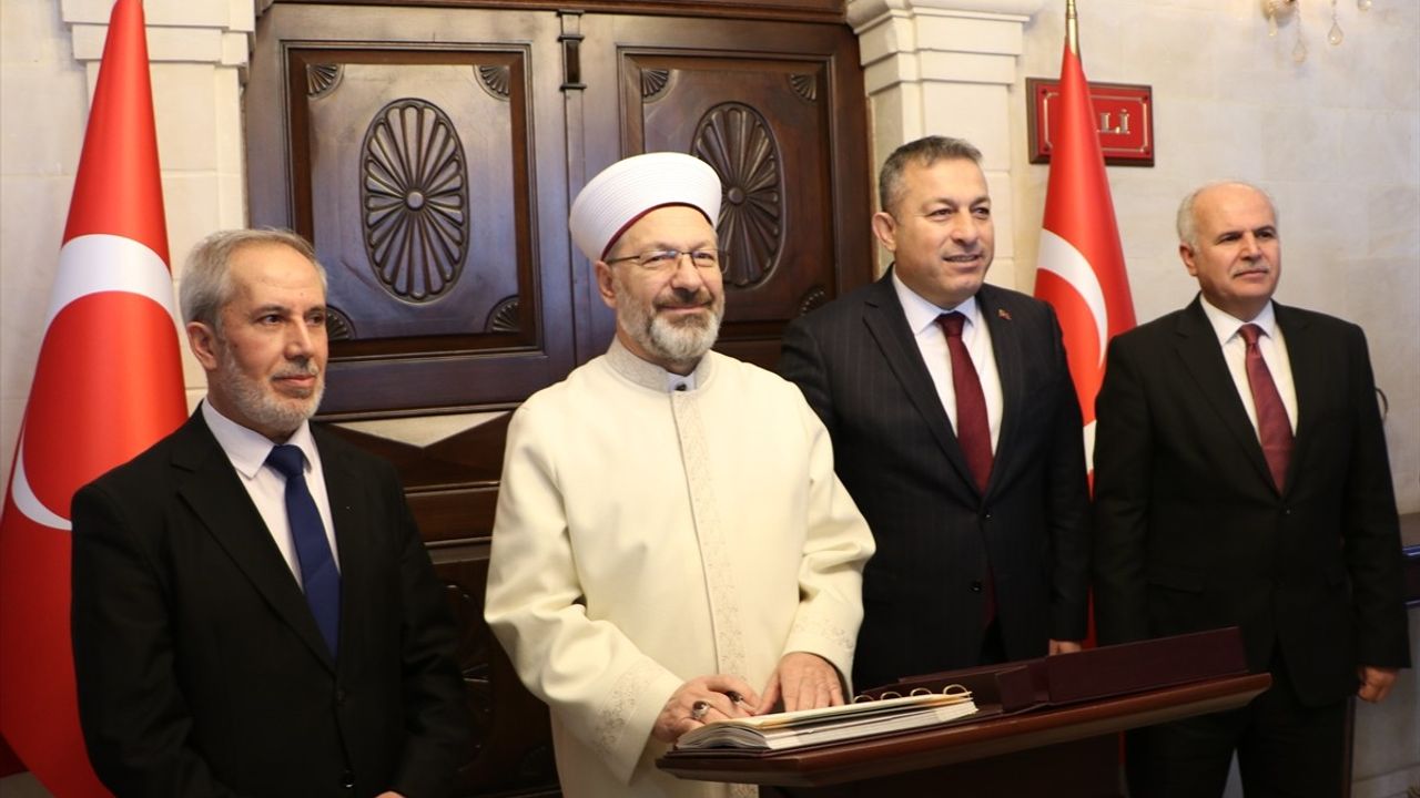 Diyanet İşleri Başkanı Ali Erbaş Kilis Valiliğini Ziyaret Etti