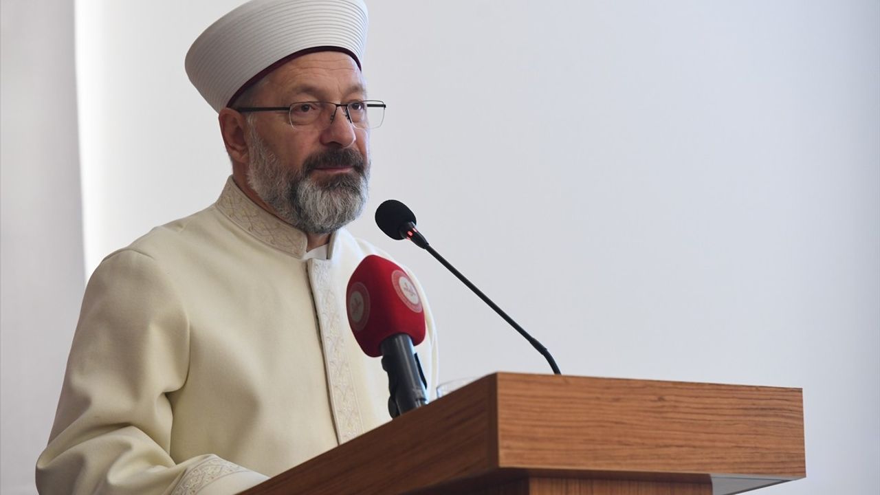 Diyanet İşleri Başkanı Ali Erbaş'tan Eğitim Görevlilerine Önemli Mesajlar